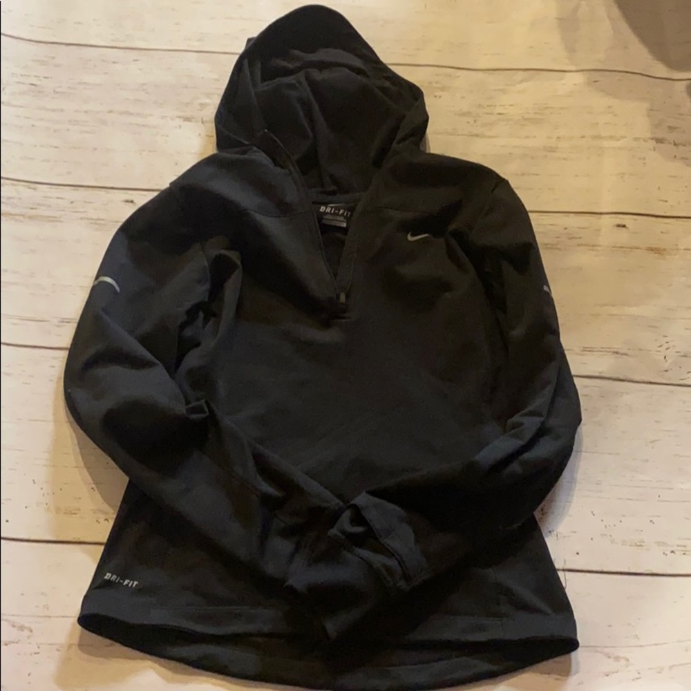 Nike Dri-fit 1/2 zip pullover